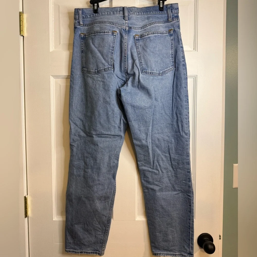 Abercrombie & Fitch The Mom High-Rise Jean - Picture 3 of 3